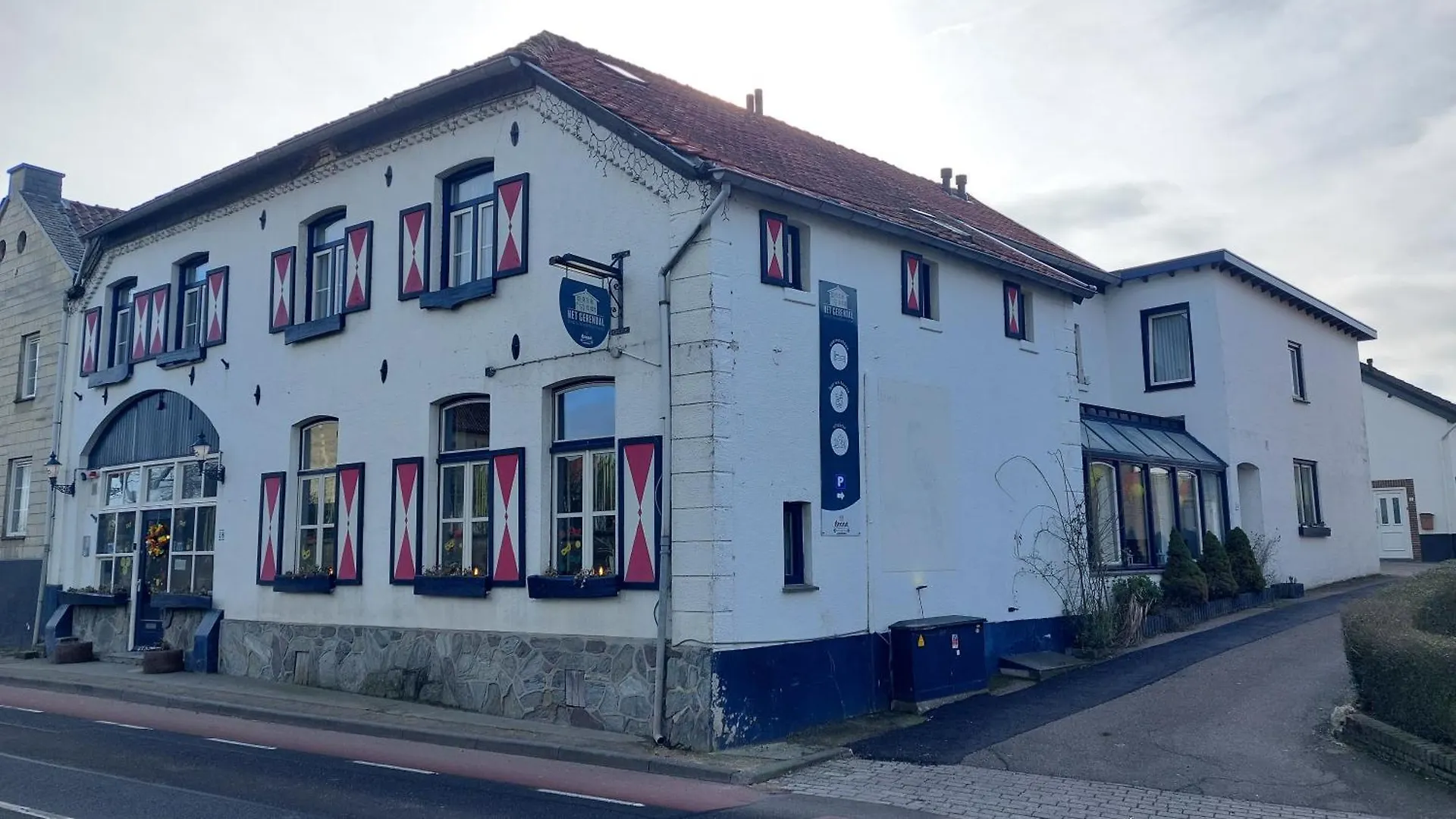 Bed & Breakfast Hotel Het Gerendal ファルケンブルフ